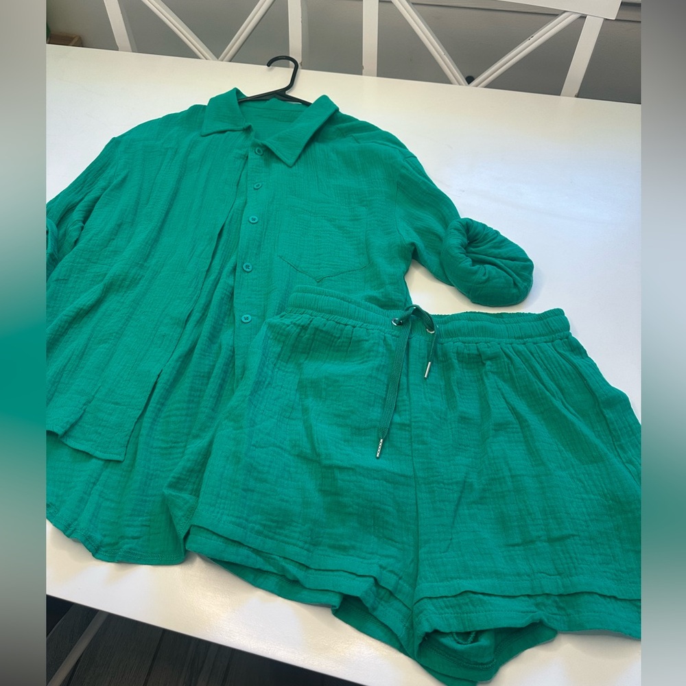Green Women's Short Set
